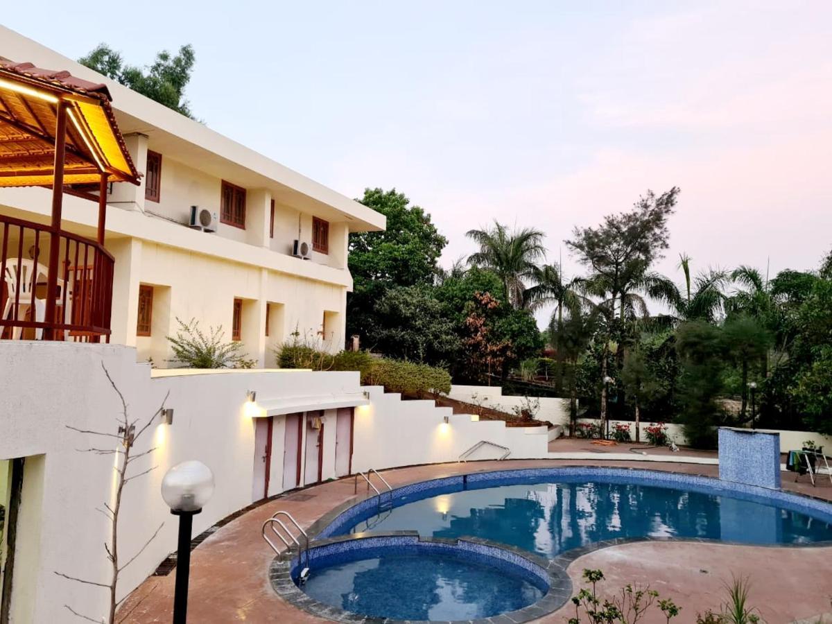 Arcus Villa - Swimming Pool/Ac/Luxurious Mahabaleshwar Bagian luar foto